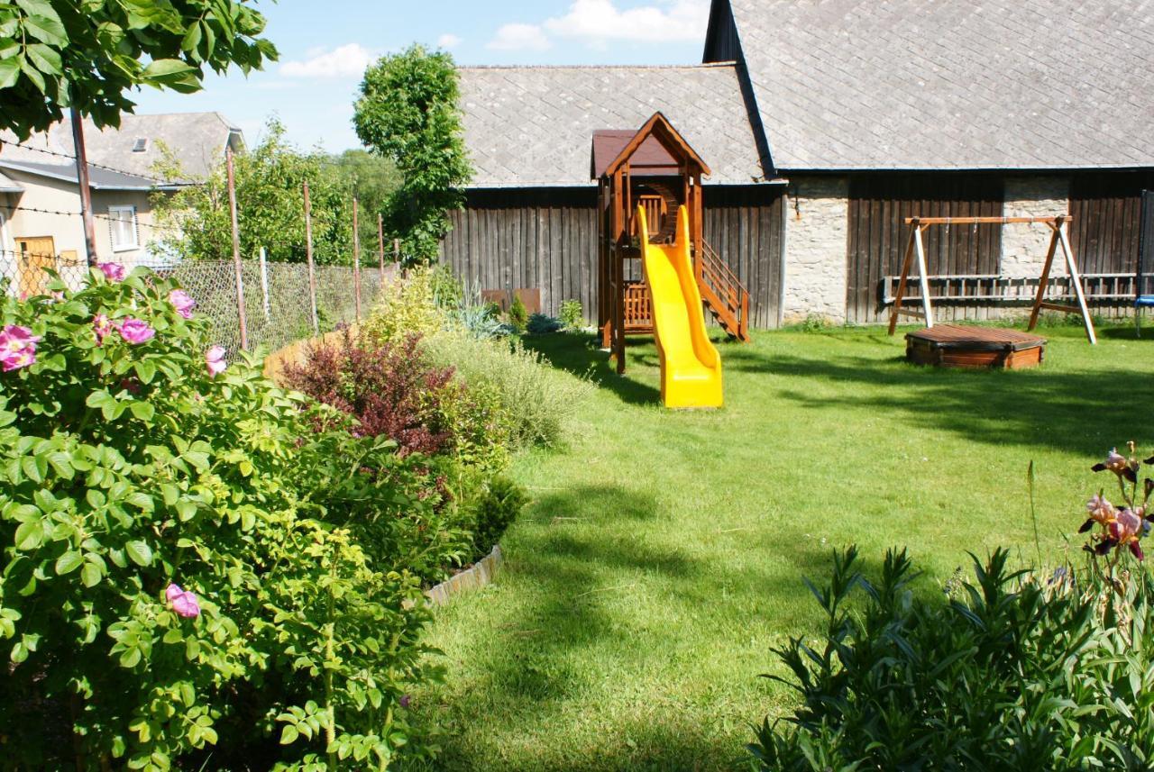 Guest House Boba Štrba Exteriör bild