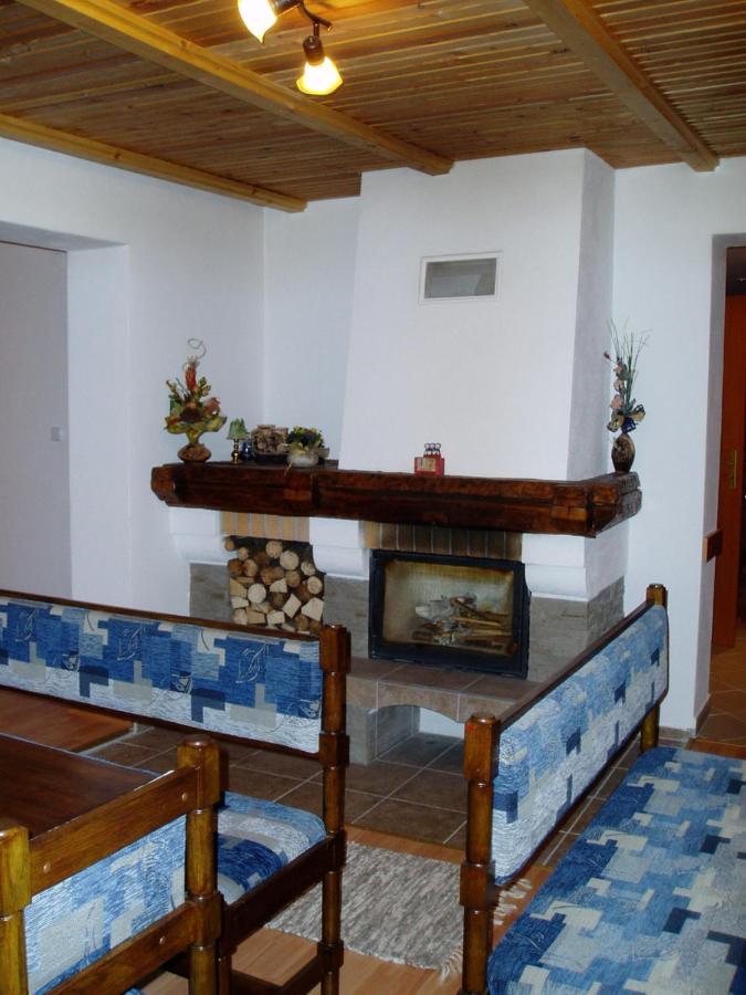 Guest House Boba Štrba Exteriör bild